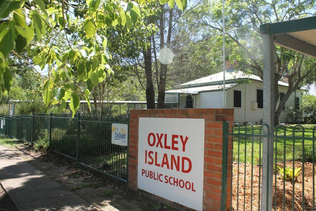 Oxley Island Public School farewell gathering and reunion