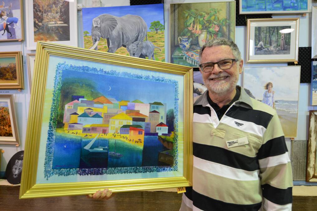 Forster-based artist Fred Bullen with one of his entries.
