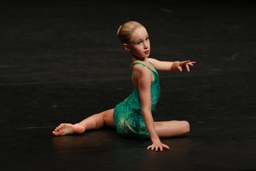 Esther Smith (Taree) won Section 424a Novice Contemporary Solo 10 yrs and under.