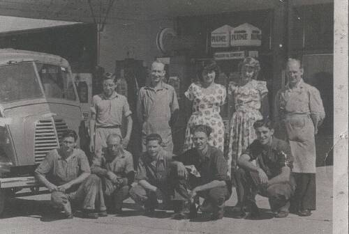 1952: The team at Taree's Central Service Statiion.