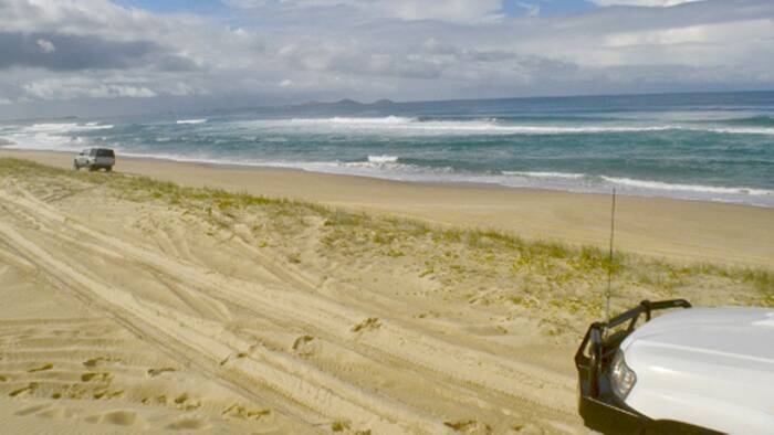 Obtaining a beach vehicle access permit not only gives you entry to a range of beautiful, unspoilt beaches across the MidCoast region, but it also comes with being responsible and agreeing to comply with beach rules.