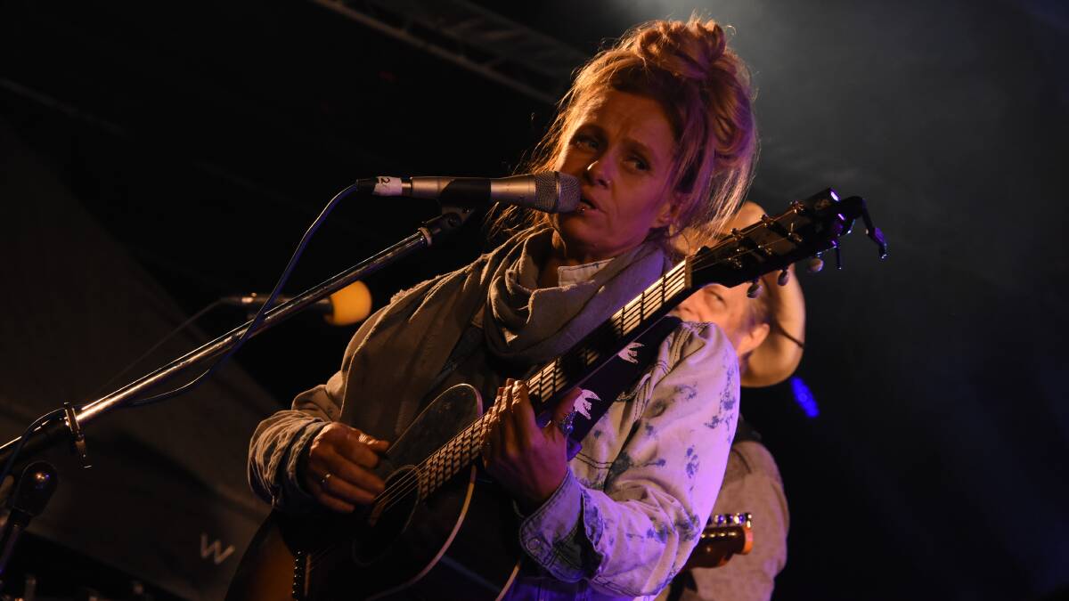 Kasey Chambers wrapped up the Akoostik on Saturday night and her father Bill performed numerous times with different bands and artists.