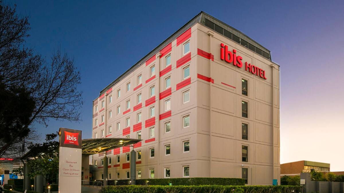 Ibis Sydney Airport … a comfortable enough place to sleep the night away.
