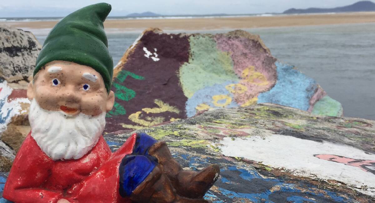 Jeremy the Gnomad enjoying the view from the Nambucca breakwall.