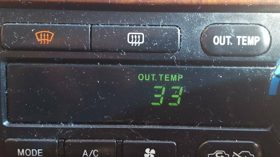 It's been a bit of a spring seesaw with temperatures along the Mid North Coast.  On Tuesday @stwinter29 shared this photo on Instagram of his car's temperature guage on Tuesday in Kempsey.