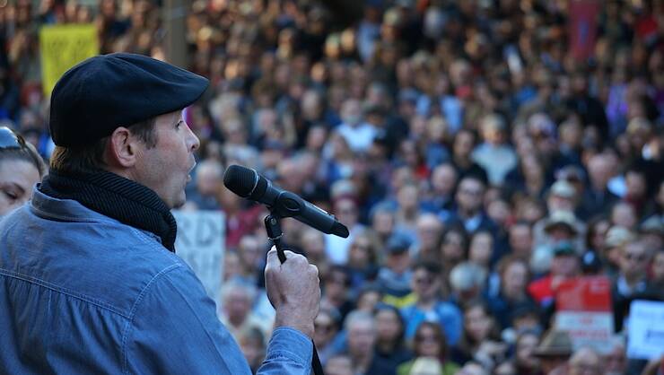 Photo courtesy of Thom Mitchell. Dayne Pratzky addresses thousands at Sunday’s public protest, rallying against NSW Government reforms.