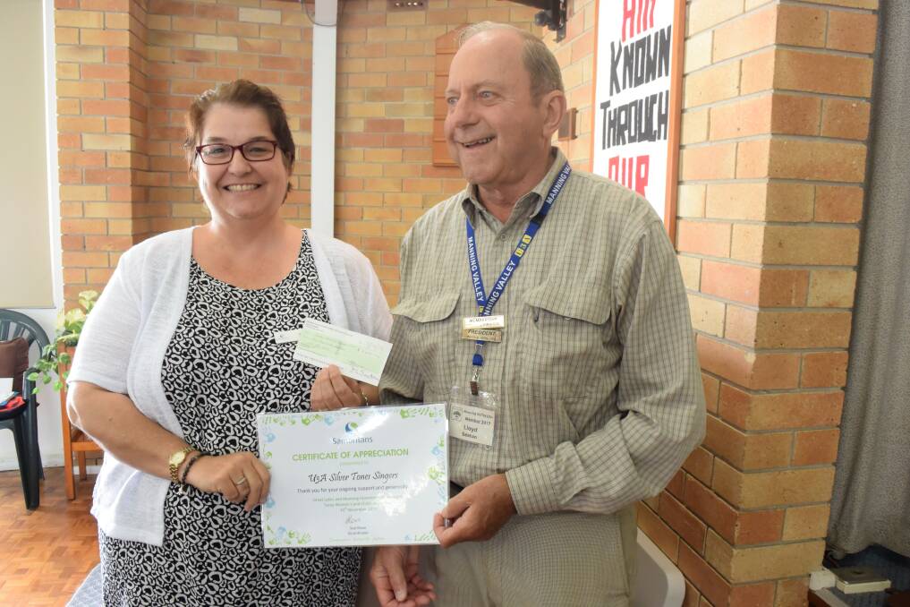 President Lloyd Seaton presented Coordinator of Taree Semaritans Women's and Children's Refuge Suzanne Rowe with the cheque.