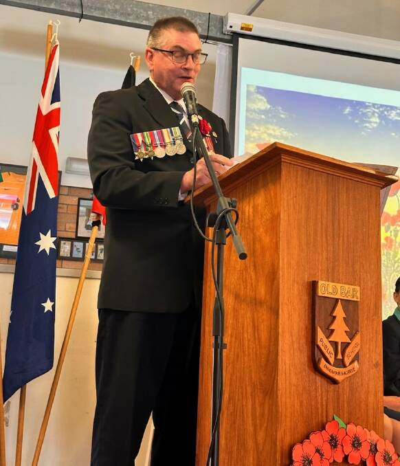RSL Sub-branch president, Jeff Early at the Old Bar Public School Anzac service. Picture Therese Early. 