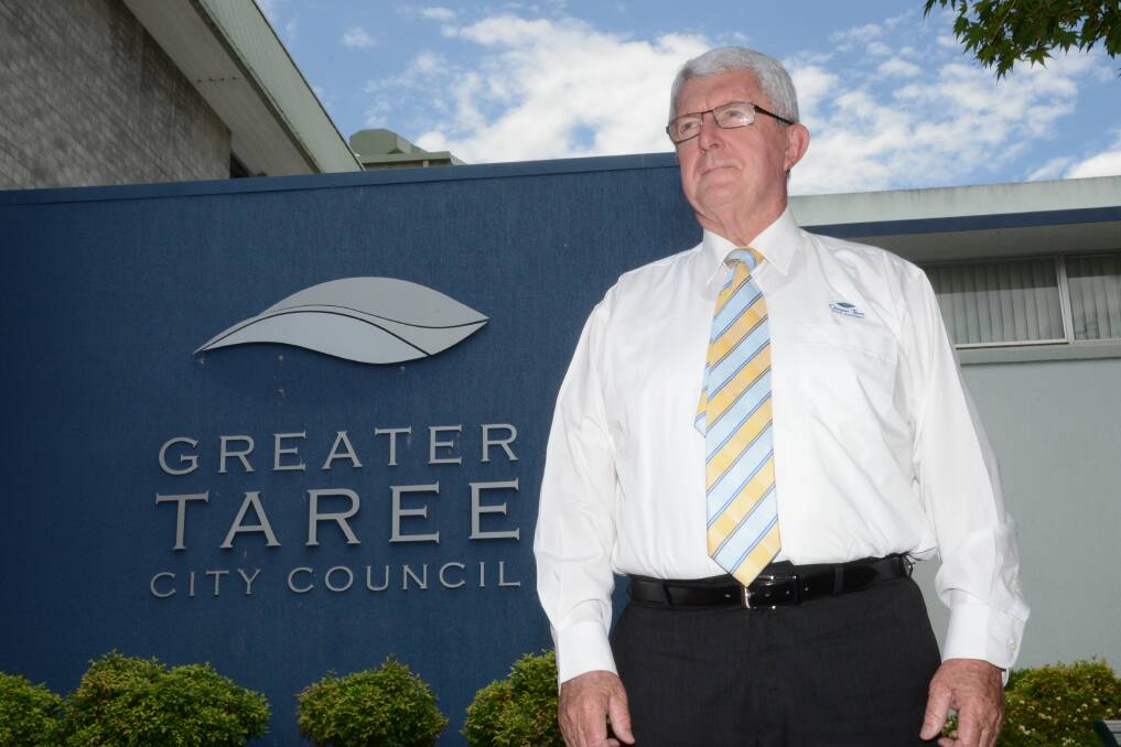Mayor Paul Hogan has called for councillors to propose solutions to the roads issue, instead of displaying continued "negativity." Photo: Lachlan Leeming