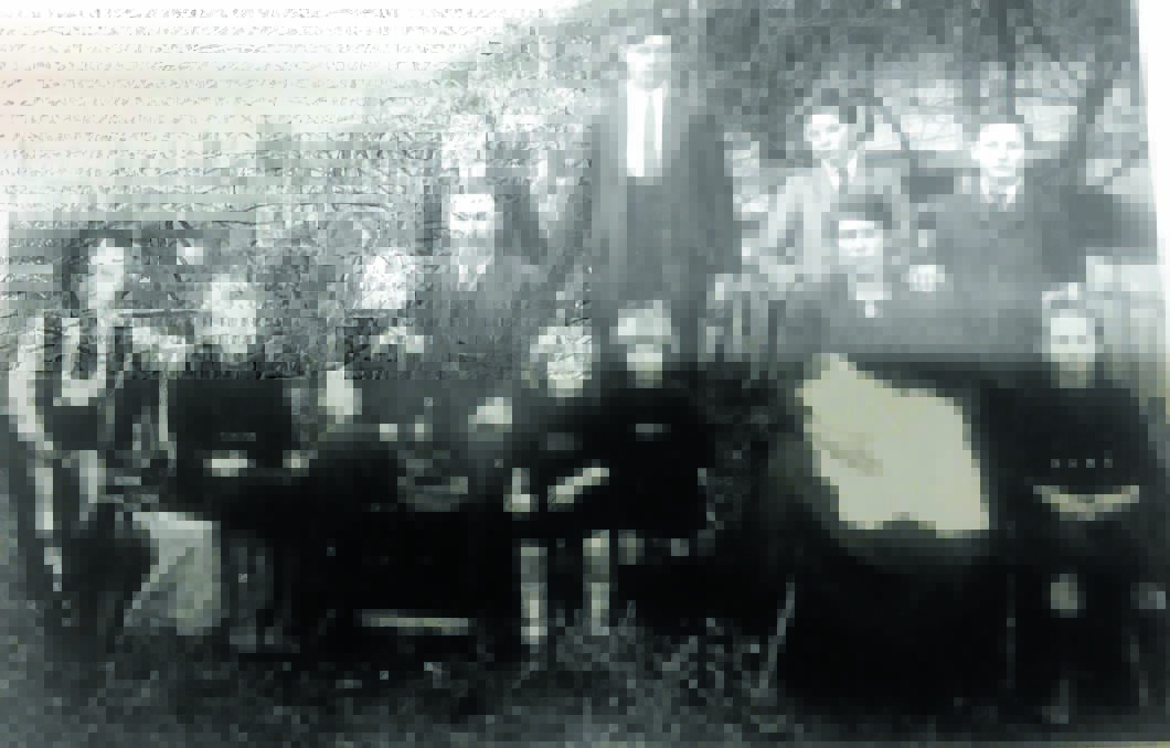 Isaac Morgan and Bertha Lucy French (nee McClymont) and children circa 1922 in the front yard of their house at Wootton where they were farming. The child on the left (superimposed on the photo) is Maurice Morgan who had died (1915 - 1920). (Photo courtesy of the late Mrs Lorna Johnson).