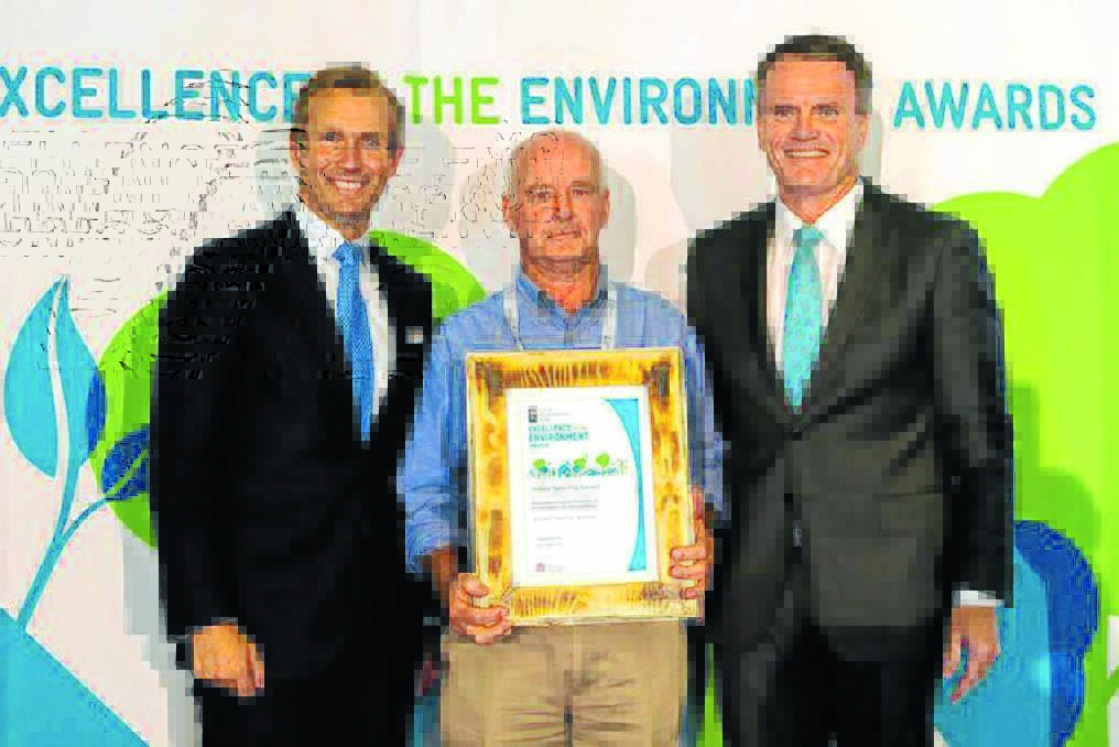 Environment minister Rob Stokes, GTCC's environmental officer Bob McDonnell and office of environmental and heritage chief executive Terry Bailey.