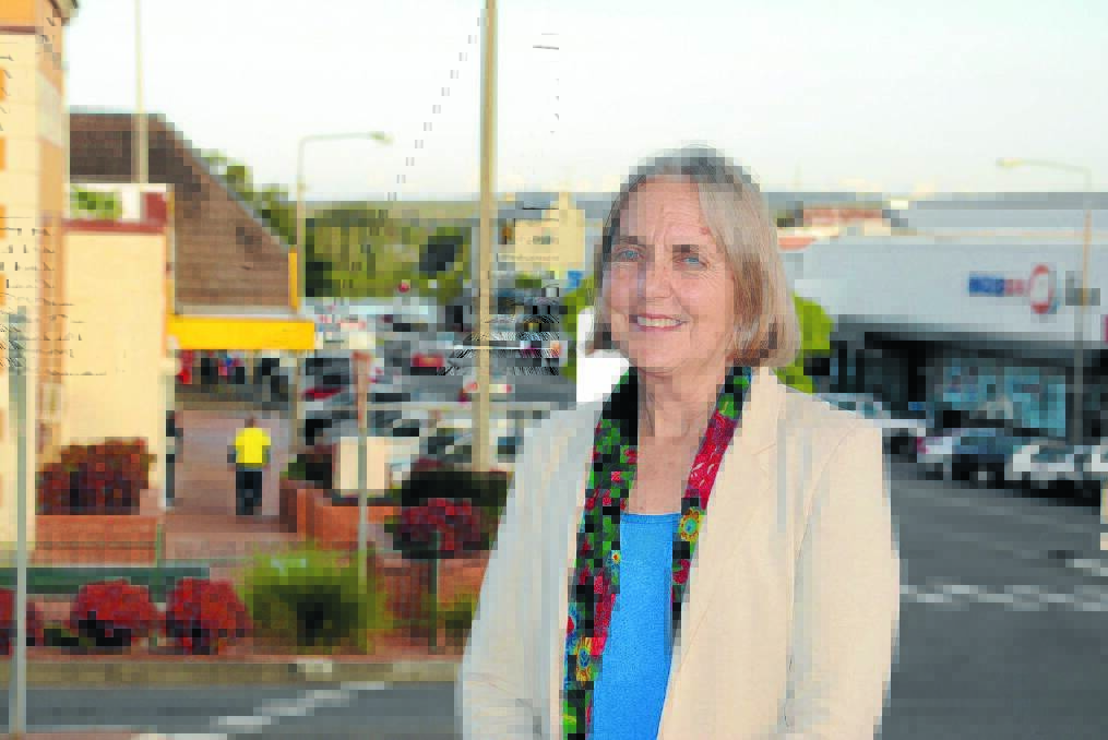 Greens senator Lee Rhiannon visited the Manning Valley to drum up support for the party.