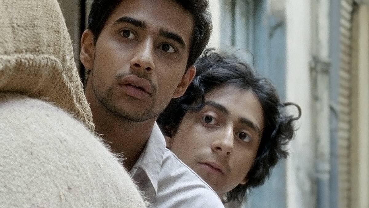 Suraj Sharma and Tony Revolori in the film Umrika.