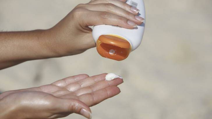 Choose the sunscreen that matches your needs.
 Photo: istock