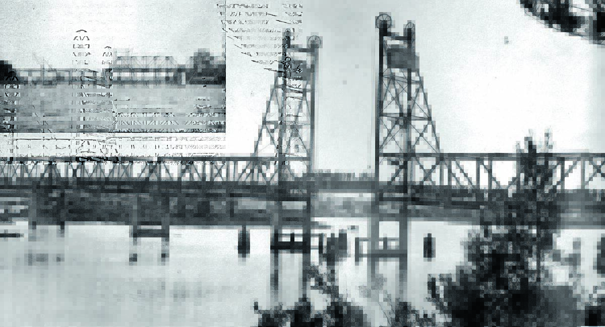 This picture of the opening of the Martin Bridge was taken from the "Pines" Homestead on the banks of the Manning River at Glenthorne, and is respresentative of the view John Doust would have had that day. The smaller picture is the bridge under construction in 1939. These images appear in the book "Past Days Around the Manning" compiled by John Doust.