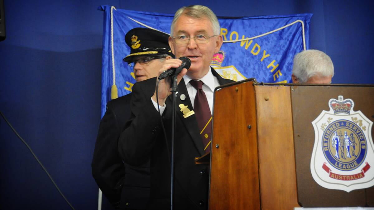 Neil Gibson, Harrington-Crowdy Head RSL Sub-branch president, speaking at the commemoriation service at Anzac Day - Harrington 2014
