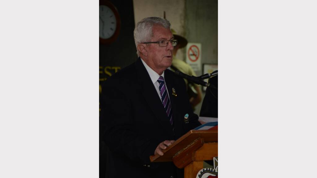 Greater Taree City mayor, Paul Hogan - Anzac Day - Taree 2014