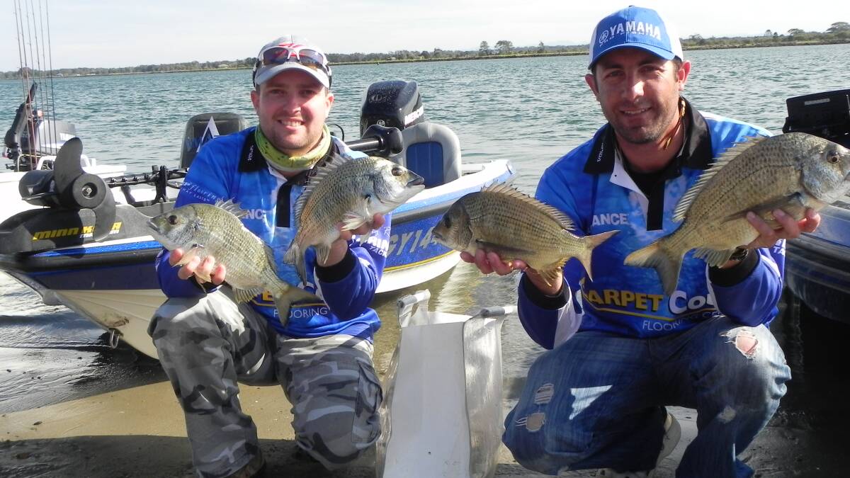 The winning team of Mike Nelson and Grant Manusu show some of their catch from the round held at South West Rocks.