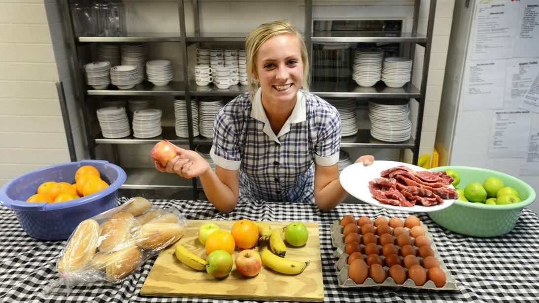 Claudia Nielsen from Calrossy Anglican School will join students from around Australia at UNE next week to talk about the agricultural challenges of the future. Photo Barry Smith.