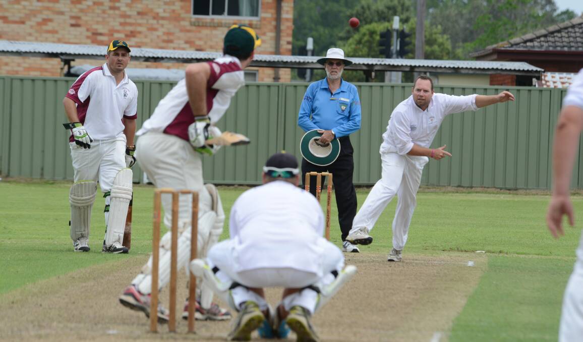 Matt Essery bowling to United captain Ricky Campbell in the Manning first grade cricket grand final at Chatham Park.