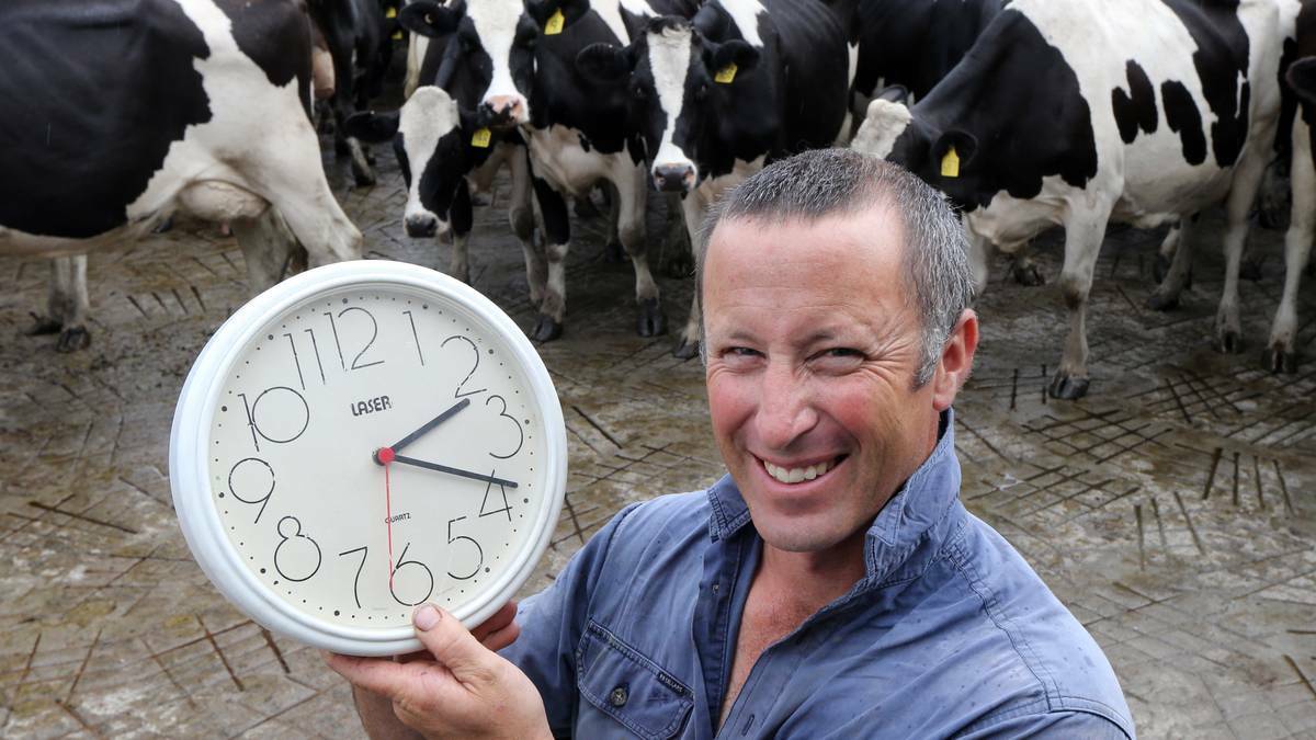 Stuart Crosthwaite sets the time ready for Sunday morning, when we all need to turn our clocks back one hour. However, cows want to be milked at around 530am irrespective of DST. Picture: Peter Merkesteyn/Border Mail