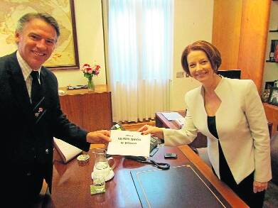 Lyne MP Rob Oakeshott personally presented the Manning Alliance’s letter  to Ms Gillard. The Alliance says the Manning community needs to recognise Mr Oakeshott’s “enormous contribution” towards the result. 