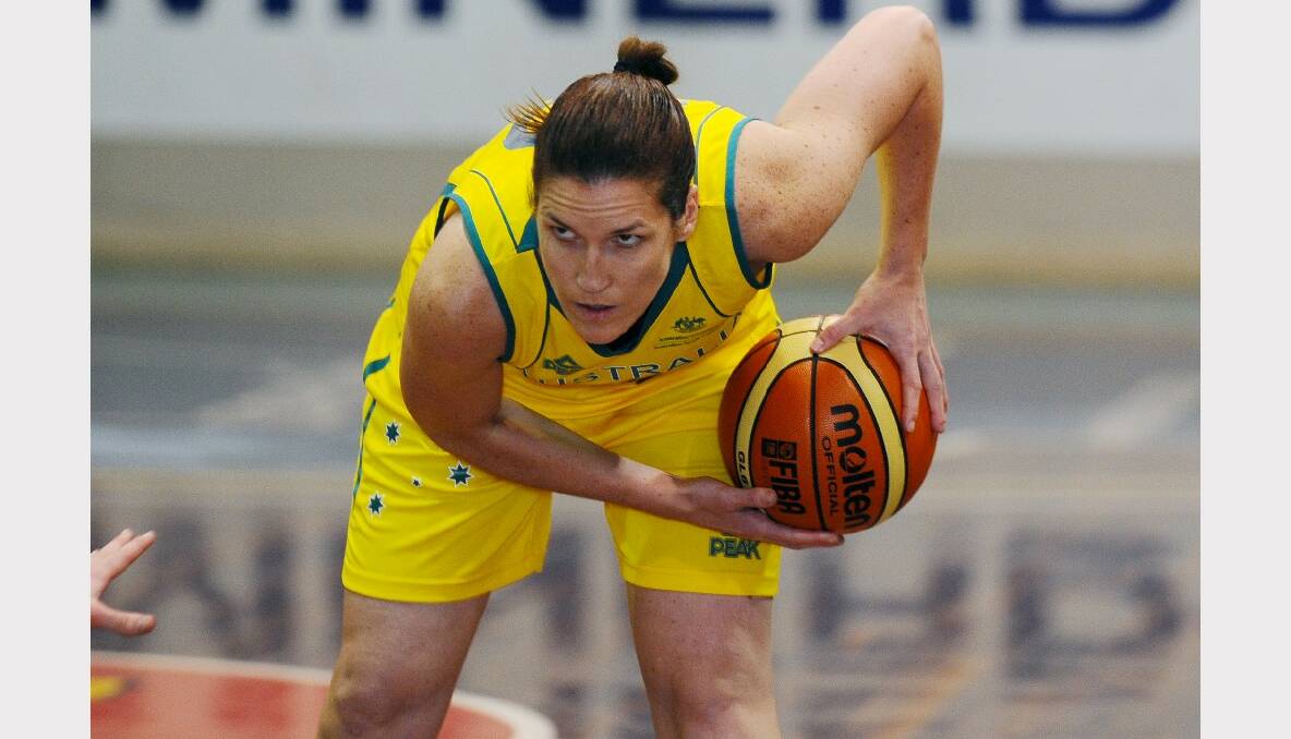 Australian Opals practice game against the Miners Big V youth championships team. Opals- Belinda Snell. PICTURE: KATE HEALY.