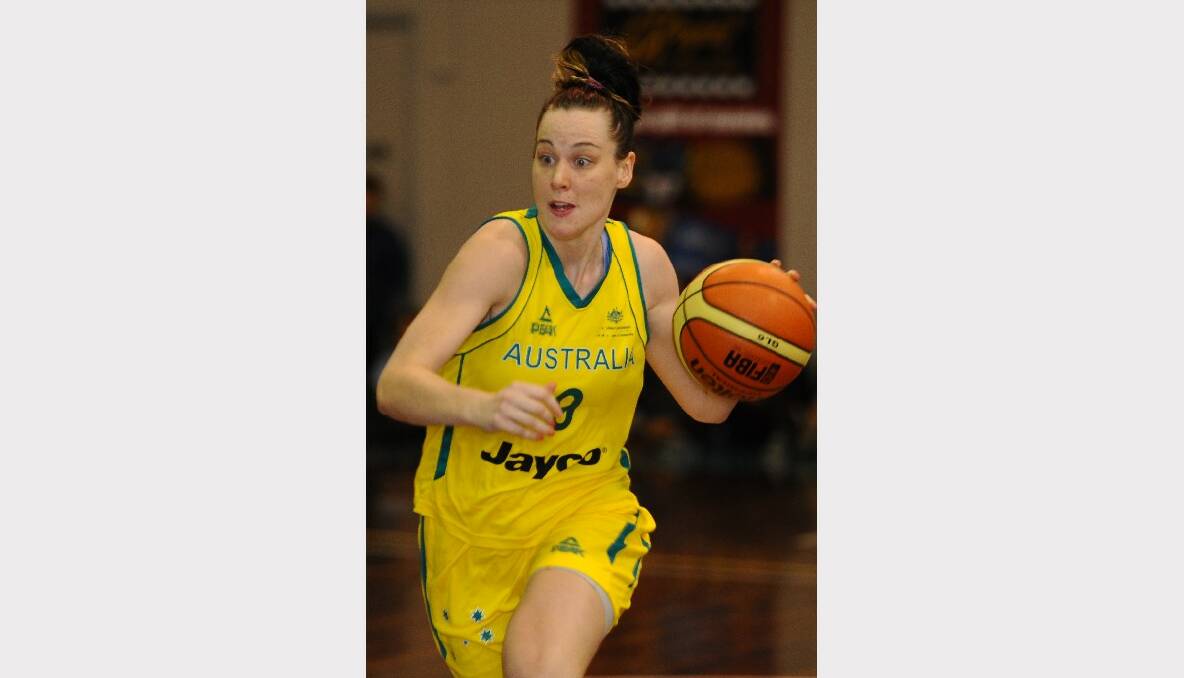 Australian Opals practice game against the Miners Big V youth championships team. Opals- Tess Madgen. PICTURE: KATE HEALY.