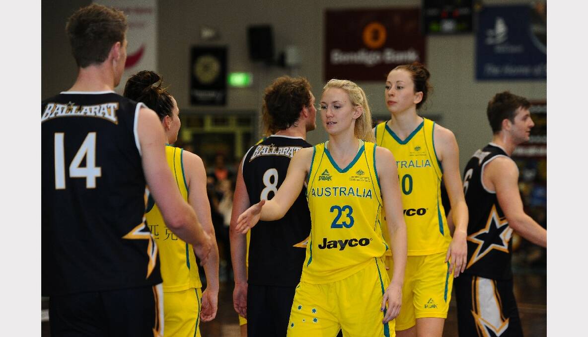 Australian Opals practice game against the Miners Big V youth championships team. Miners Youth- Lindsay Cole and Opals- Hanna Zavecz. PICTURE: KATE HEALY.