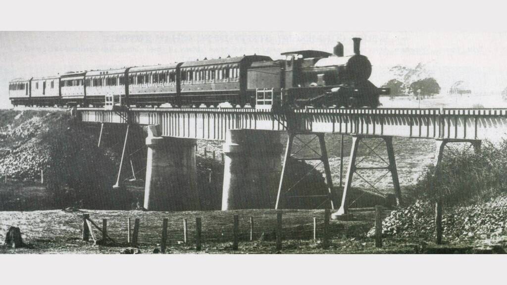 Wingham railway bridge - Manning Valley Historical Society photo