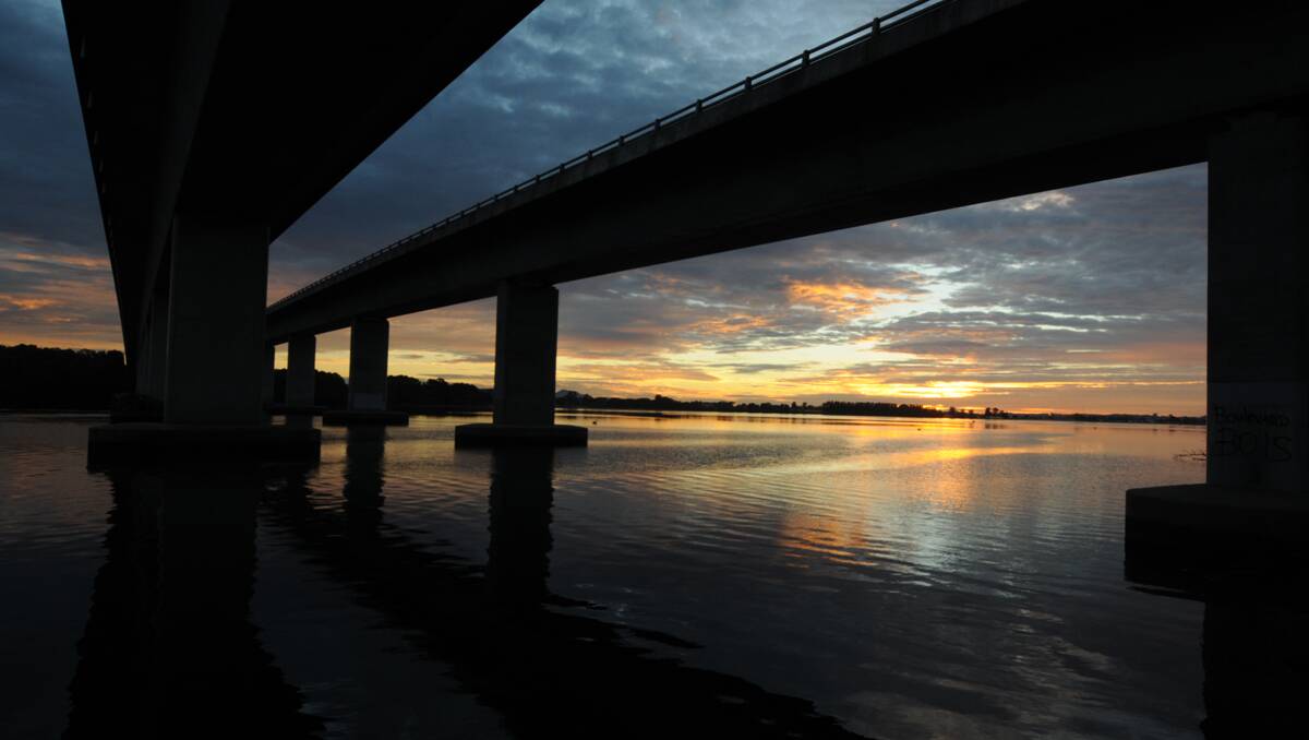 Daybreak on the Manning - Under the Ella Simon bridge at the end of Pampoolah road.