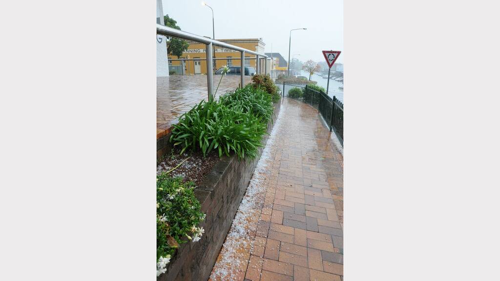 Taree hail storm 25th November 2013