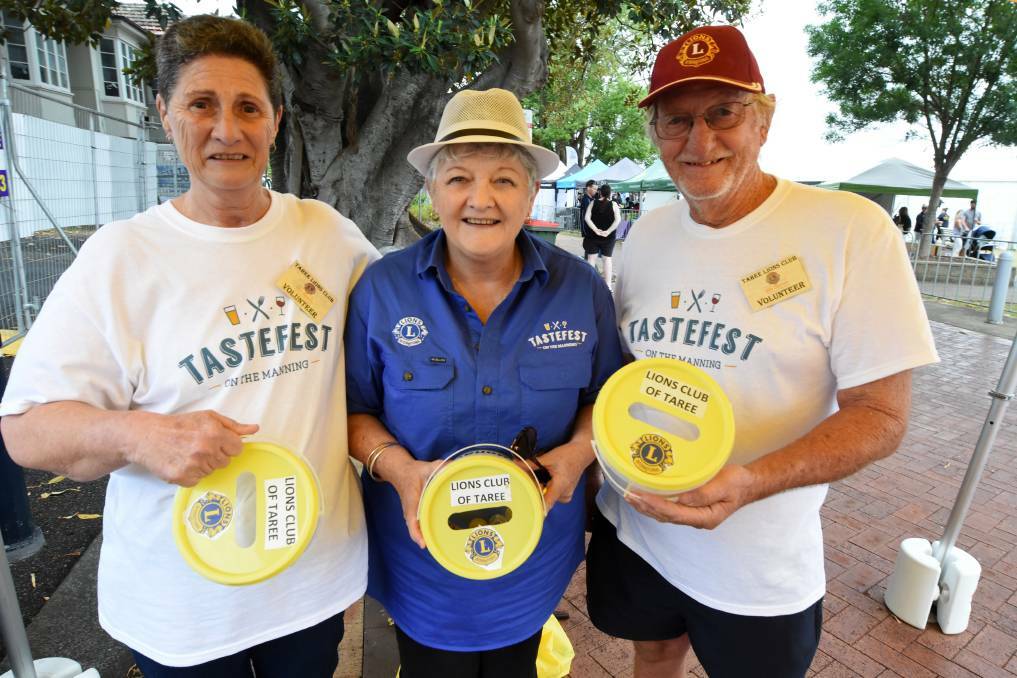 Volunteers: Raising funds for the Lions Club's chosen charities at TasteFest on the Manning 2020 were Chris Hoy, Beth McDean and Peter McKellar. Photo: Scott Calvin