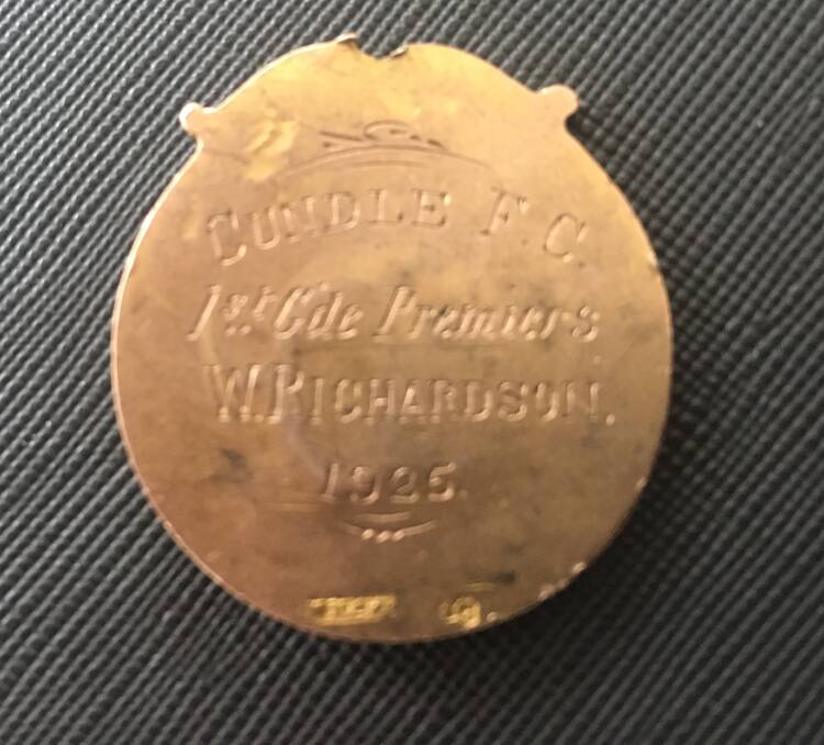 The inscription reads: Cundle FC, 1st grade premiers, W Richardson 1925