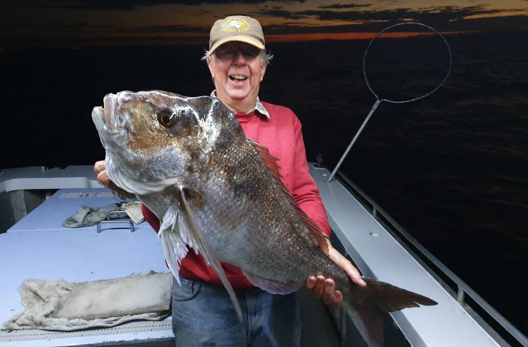 Roger Edwards with the 7.5kgs snapper he caught off Crowdy Head.