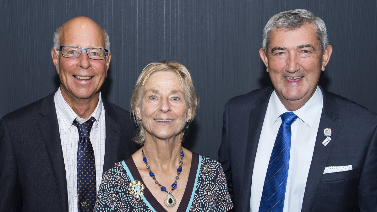 Professors Mike Fellows and Frances Rosamund with president of the Rotary Club Taree, Ian Woollard.
