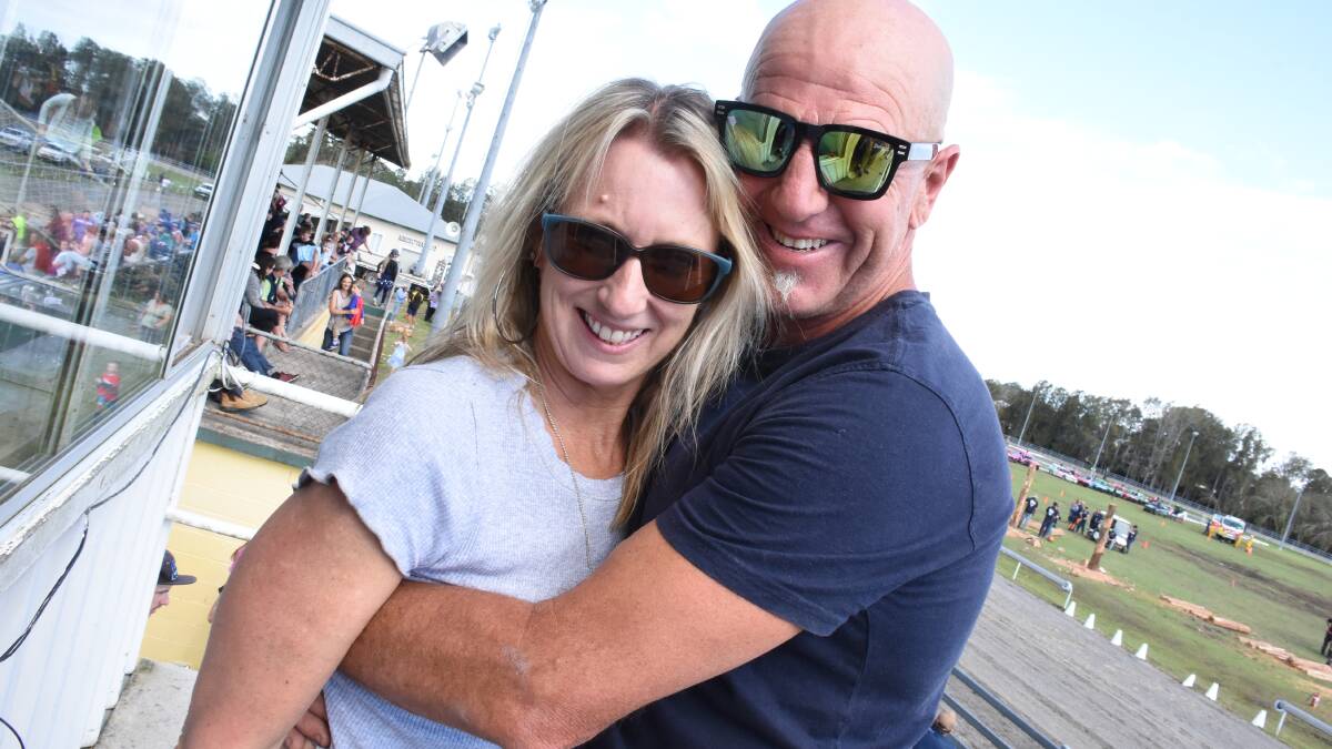 Popping the question at Taree Show