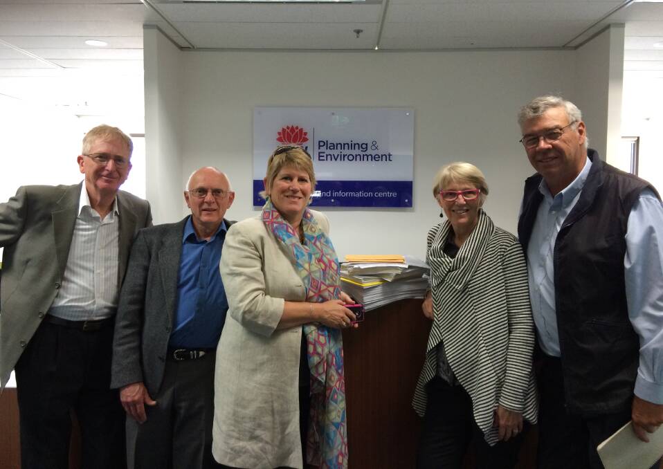 Groundswell Gloucester members; Chris Russell, Jeff Kite, Julie Lyford, Di Montague and Ed Robinson lodging the submissions at the Department of Planning and Environment office in 2016