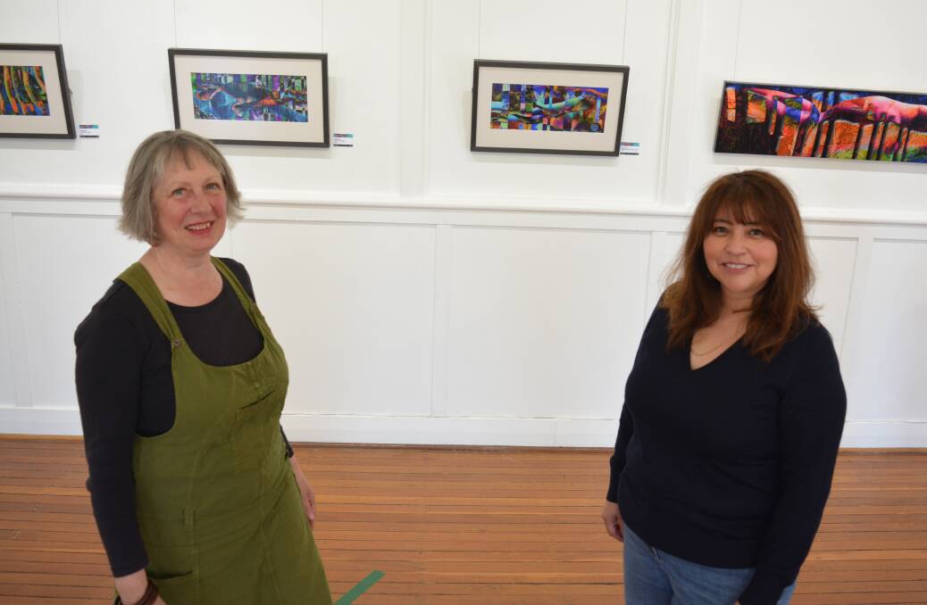 Gloucester Gallery director official handover from Rachel Saunders to Gigi Campa. Photo Anne Keen 