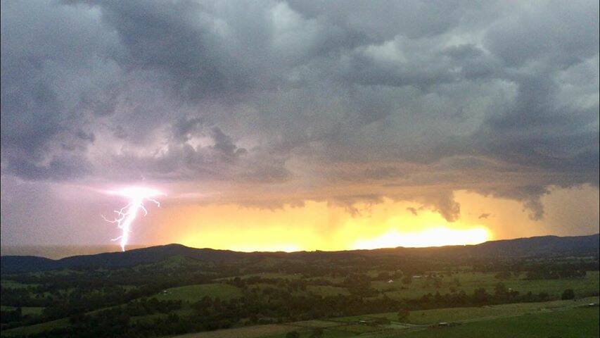 Storm coming into Wingham, photo taken from Brushy Cutting Lookout. Photo Crameron Williams