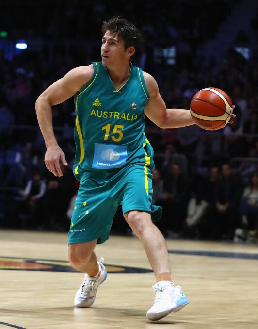 Damian Martin of the Boomers looks to pass during the match between the Australian Boomers and the Pac-12 College All-stars at Hisense Arena on July 14, 2016 in Melbourne, Australia. (Photo by Robert Cianflone/Getty Images)
