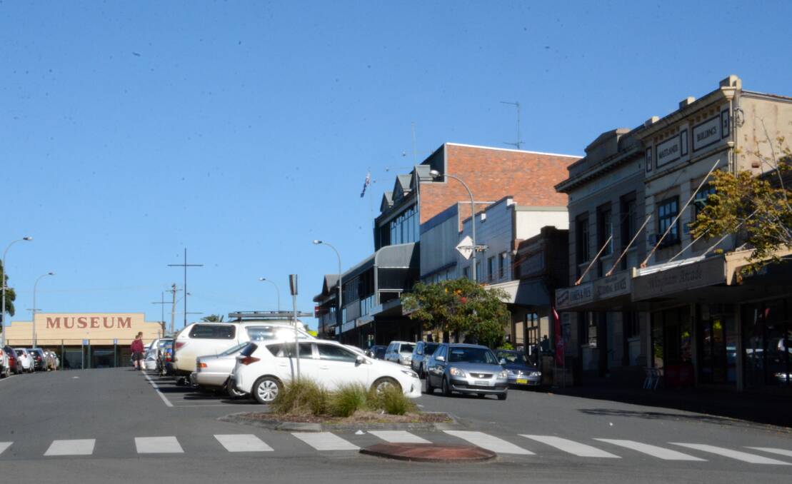 The footpaths in Bent Street and Isabella Street will be replaced as part of the new plan.