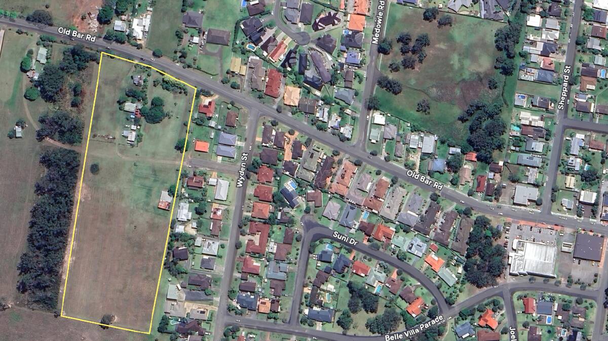 The site of the new development in Old Bar is outlined in yellow. Image Google Earth. 