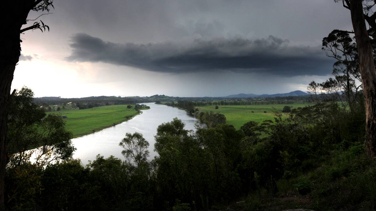 Minor flood watch for Manning River