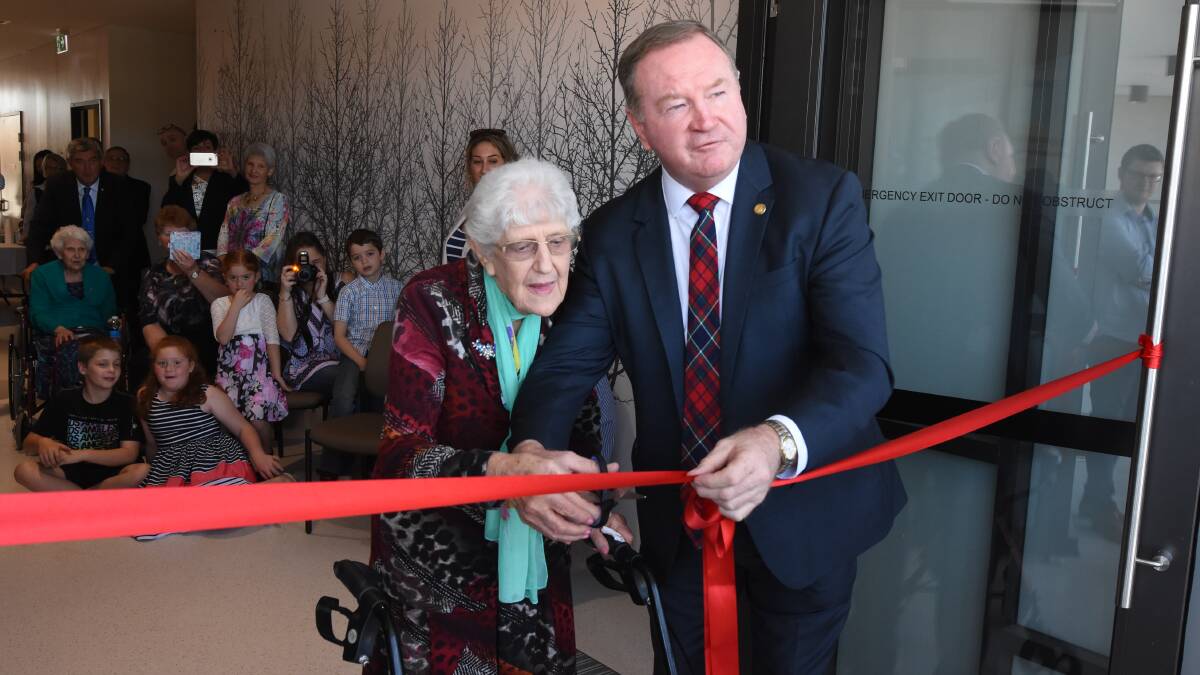 Nita Reed OAM opening the renal dialysis unit at Manning Base Hospital with former Member for Myall Lakes, the late Stephen Bromhead. Picture by Scott Calvin