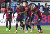Cagliari celebrated after Gianluca Gaetano (2nd L) opened the scoring against Juventus. (AP PHOTO)