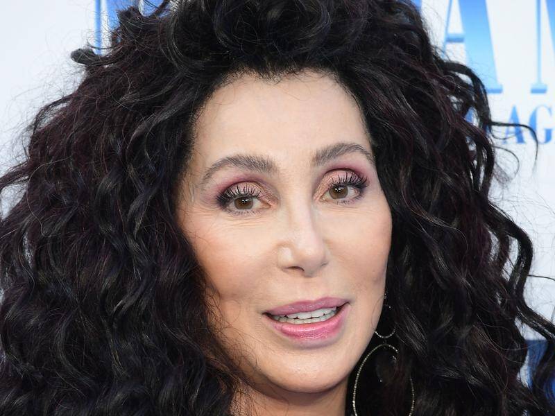 Cher has criticised US President Donald Trump for his behaviour with the Queen.