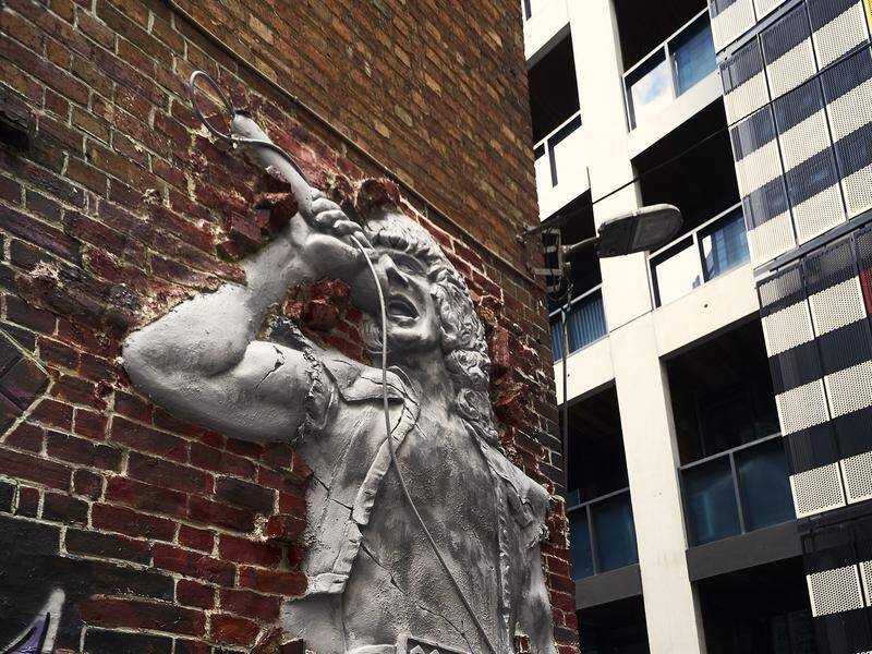A sculpture of late AC/DC frontman Bon Scott is set to be unveiled in one of Melbourne's laneways.