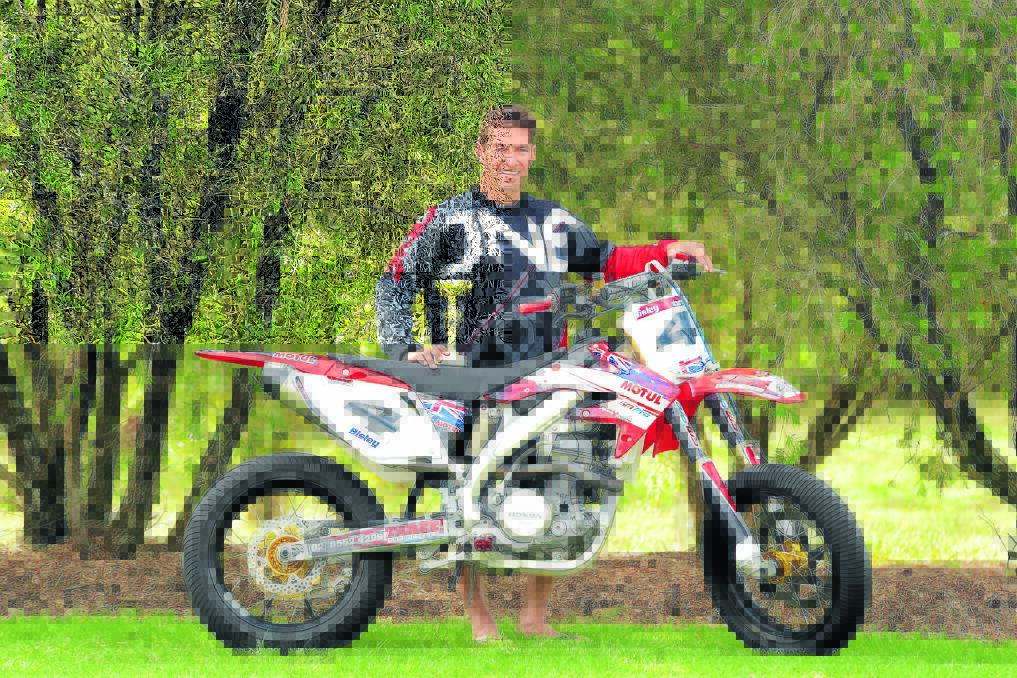 Taree Motor Cycle Club rider, Ian Bisley will defend the pro 450 class title at this weekend's Australian Dirt Track Championships at the Old Bar Roadside Circuit.