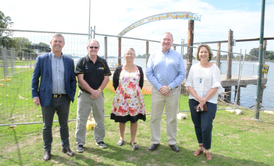 Rotary Club of Taree on Manning's Terry Kitching, Richelle Murray and Donna Ballard with Member for Lyne Dr David Gillespie and Member for Myall Lakes Stephen Bromhead in front of the flood damaged Manning RiverStage. Photo: Scott Calvin.